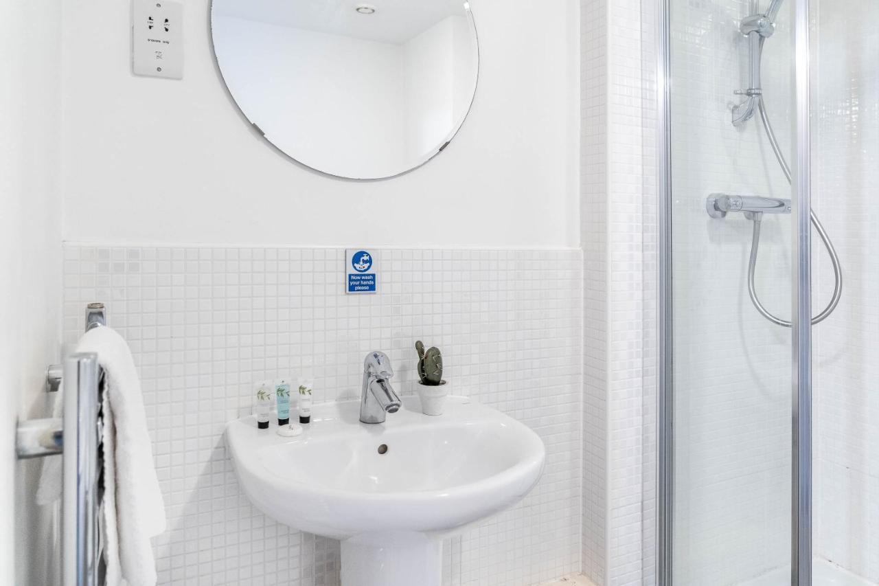 Haus City Centre Apartment - Fast Wifi - Smart Tv Бирмингем Экстерьер фото